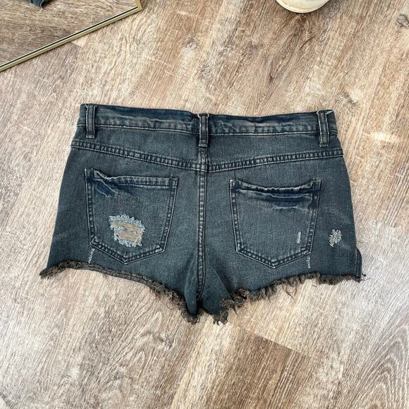 Free People Black Distressed Button Fly Jean Shorts Raw Hem Split Seam - Picture 2 of 4
